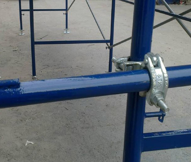 Хомути для риштування