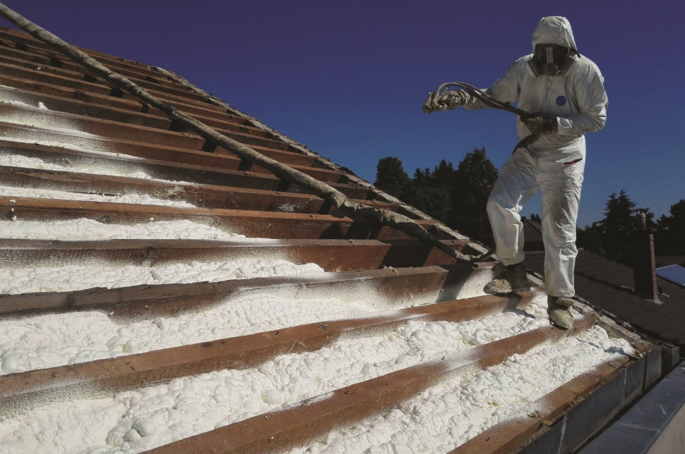 Утеплення стін пінополіуретаном