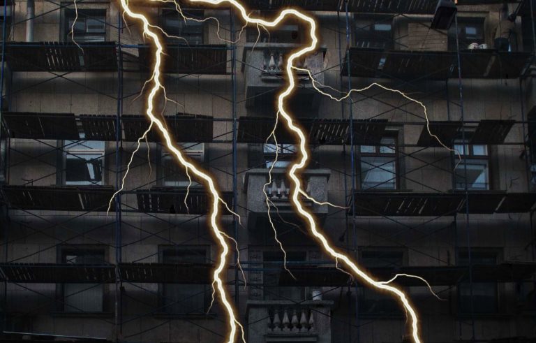 Захист від ураження атмосферними електророзрядами та заземлення будівельних риштувань