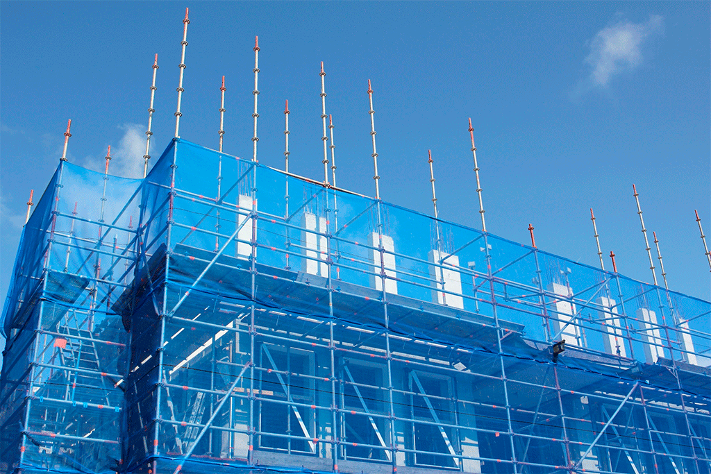 Як обрати фасадну сітку для риштувань