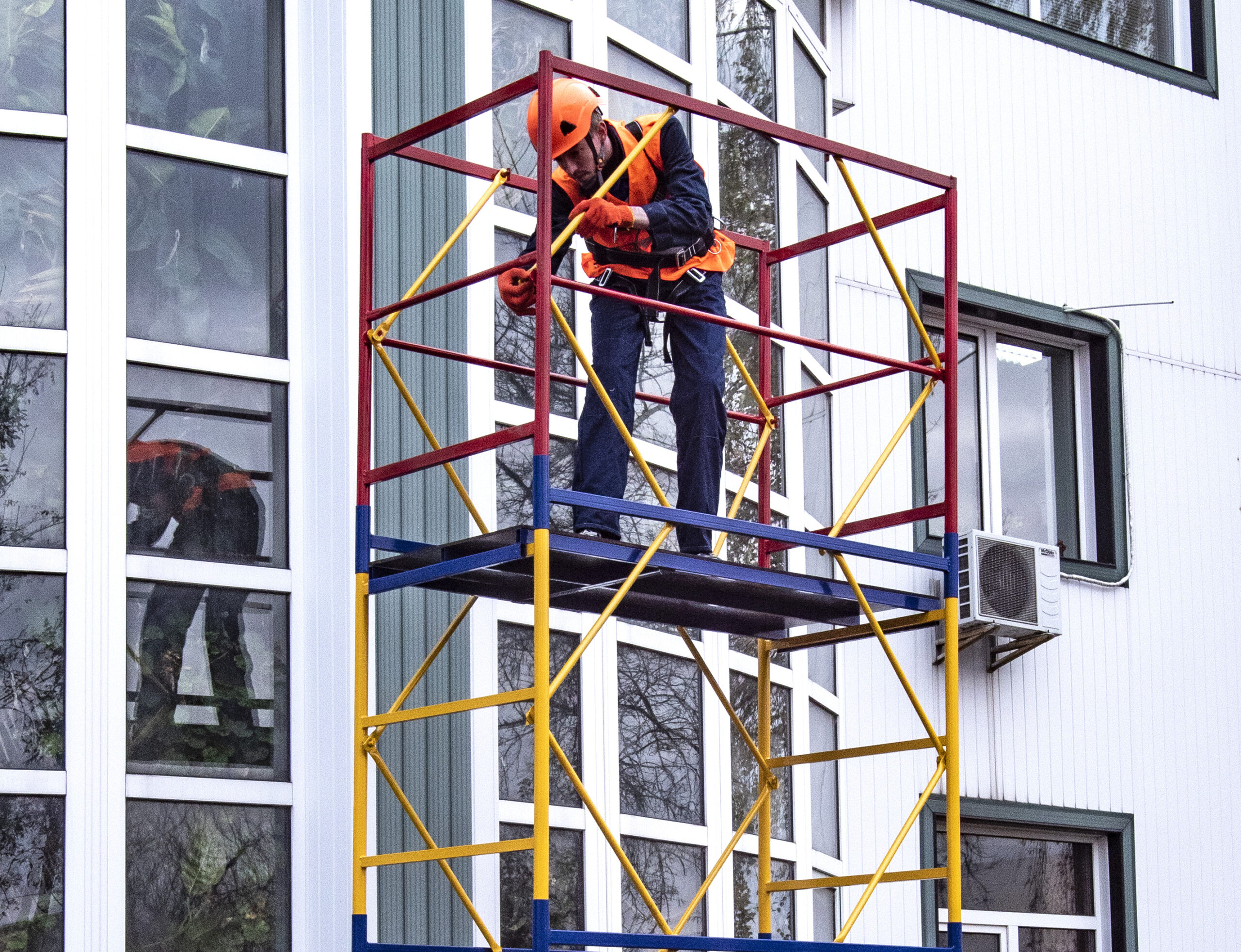 Переваги заводських веж-тур