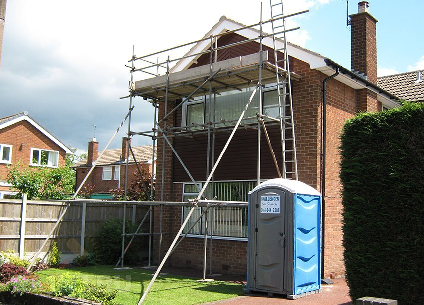 Які риштування варто обрати для приватного будинку?