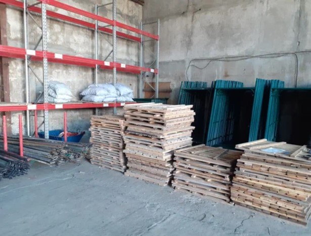 Як правильно зберігати будівельні риштування взимку?