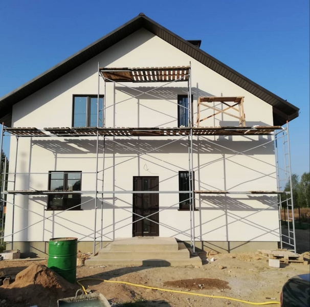 Будівельні риштування як невід’ємний атрибут дачного будівництва