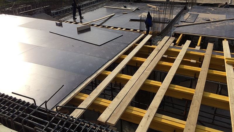 Чому фанера – найкращий матеріал для опалубки?